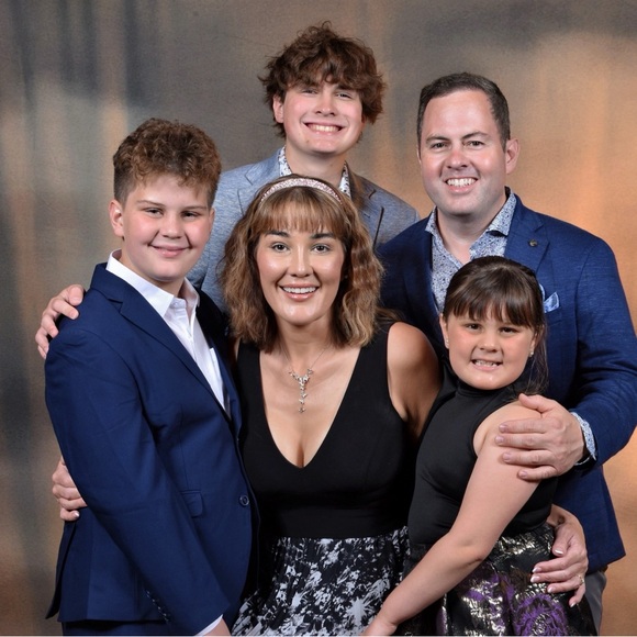 Meet your Posher, Jamie - Picture 3 of 3